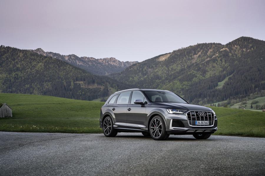  Audi SQ7 TFSI (4M) 2020 года  (WW) (фото 1 из 45)